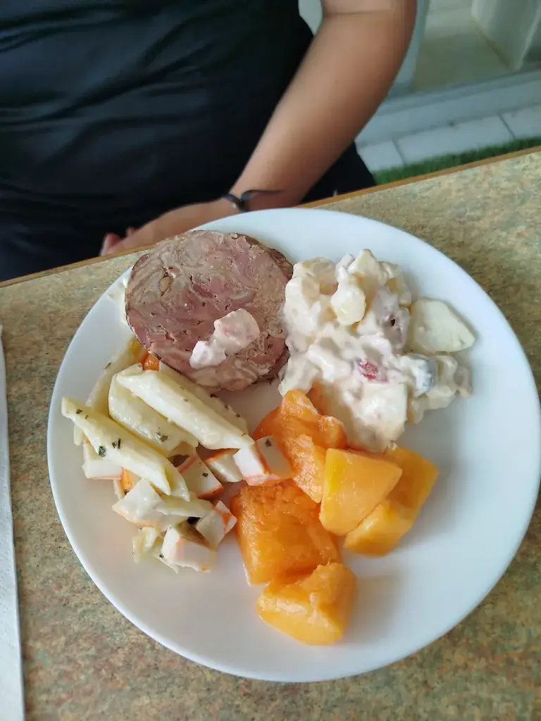 Le Brett's_Bretteville-sur-Odon_slider_image_2