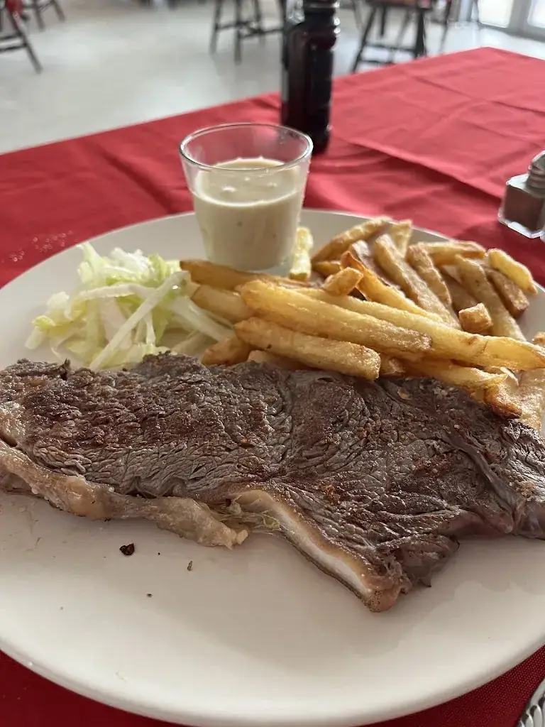La table des cieux Restaurant in Theil