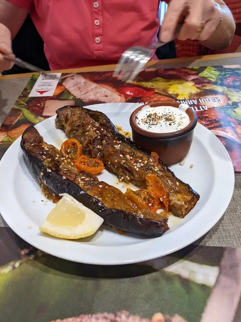 Paul Lavin_Courtepaille_Bretteville-sur-Odon_review