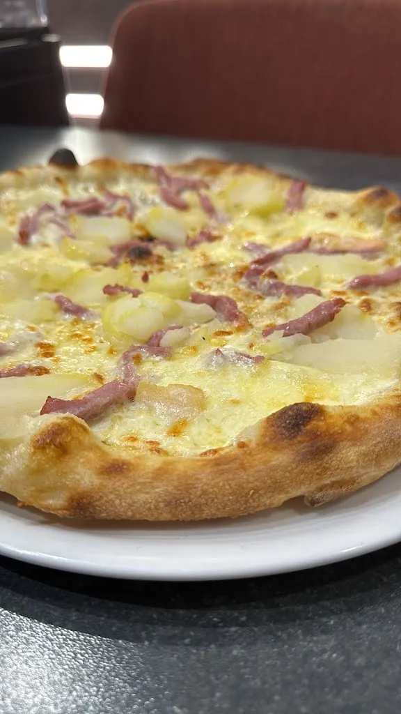 Meriem Jammali_Le Prado_Breteuil_review