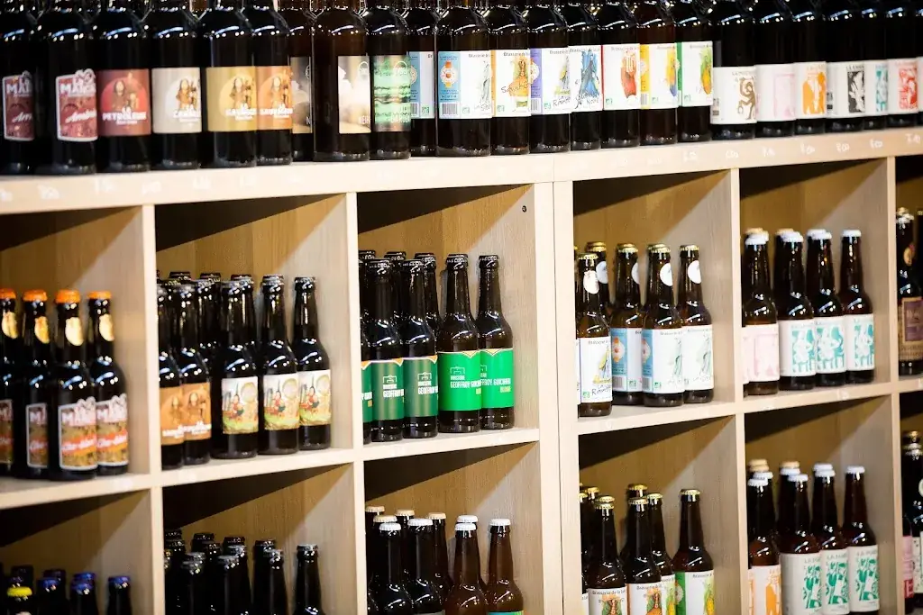 Chopes & Shop - Bar et cave à bières restaurant in Firminy