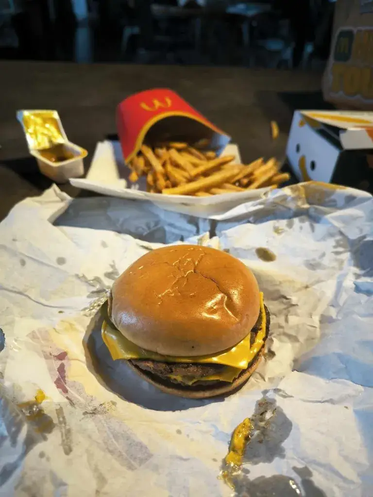 Menu_McDonald’s_Breteuil_image_2