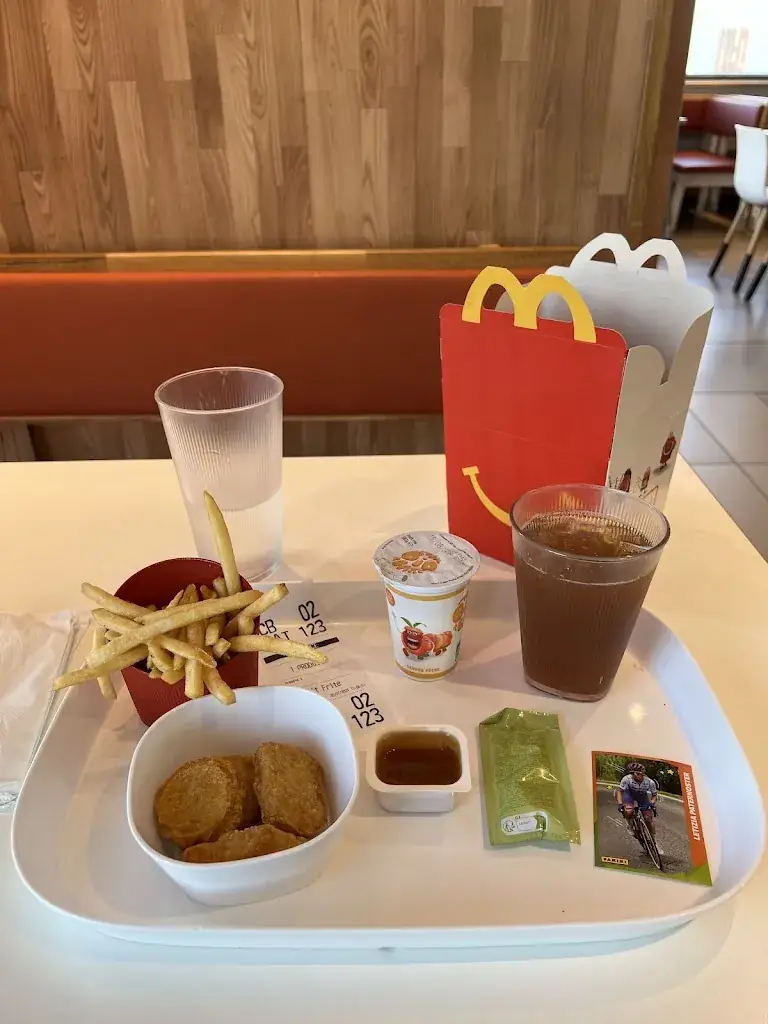 McDonald’s_Breteuil_slider_image_2