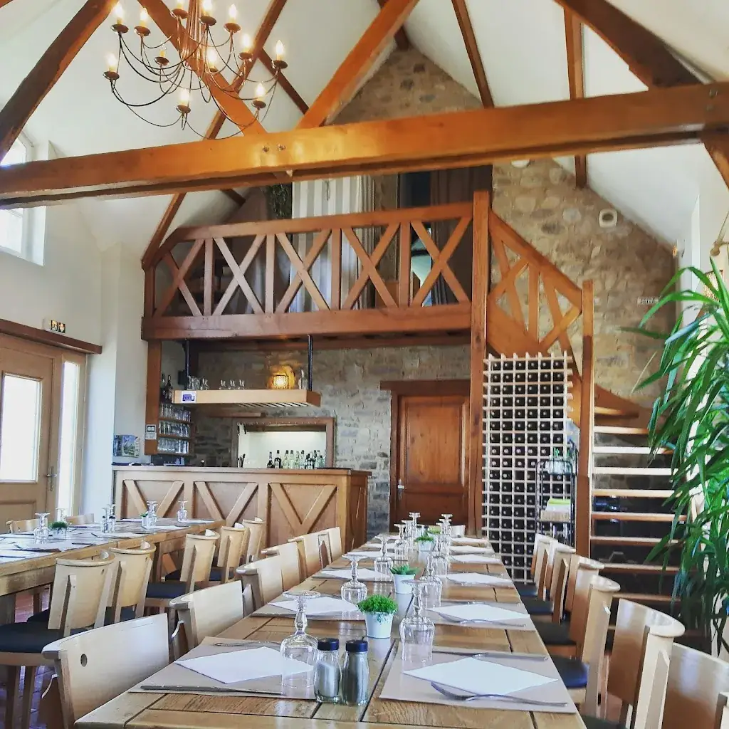 Les Cuisines du Moulin_Fierville-les-Mines_slider_image_1