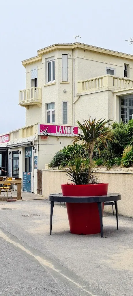 LA VIGIE Bar - Restaurant restaurant in Bréhal