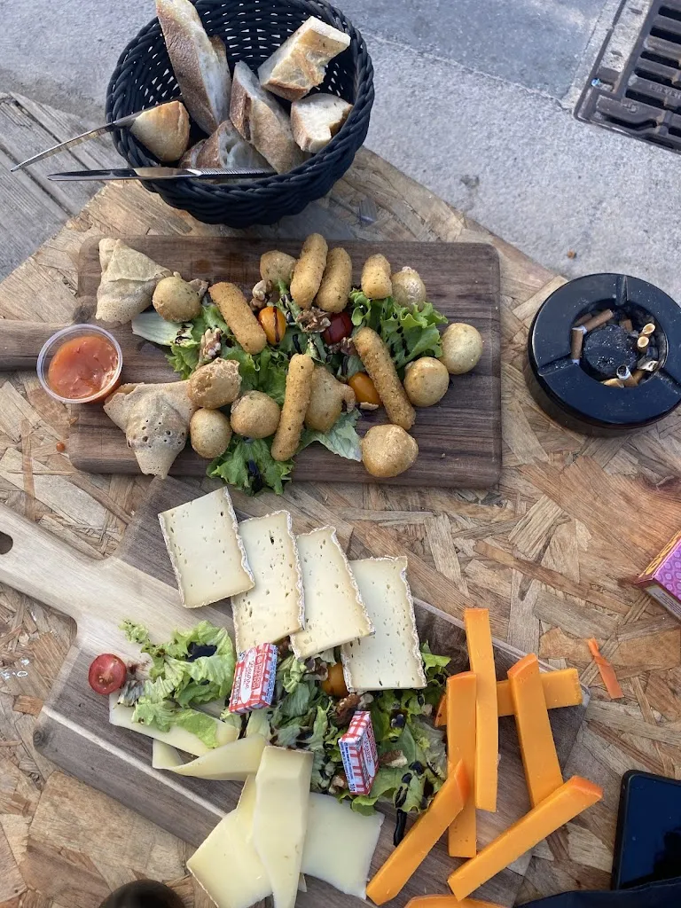 La douzaine ristorante a Bréhal