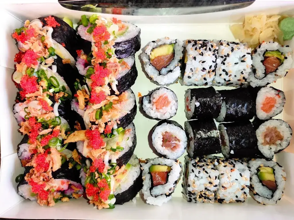 Naniwa Saint.martin.de.brehal_Bréhal_slider_image_3