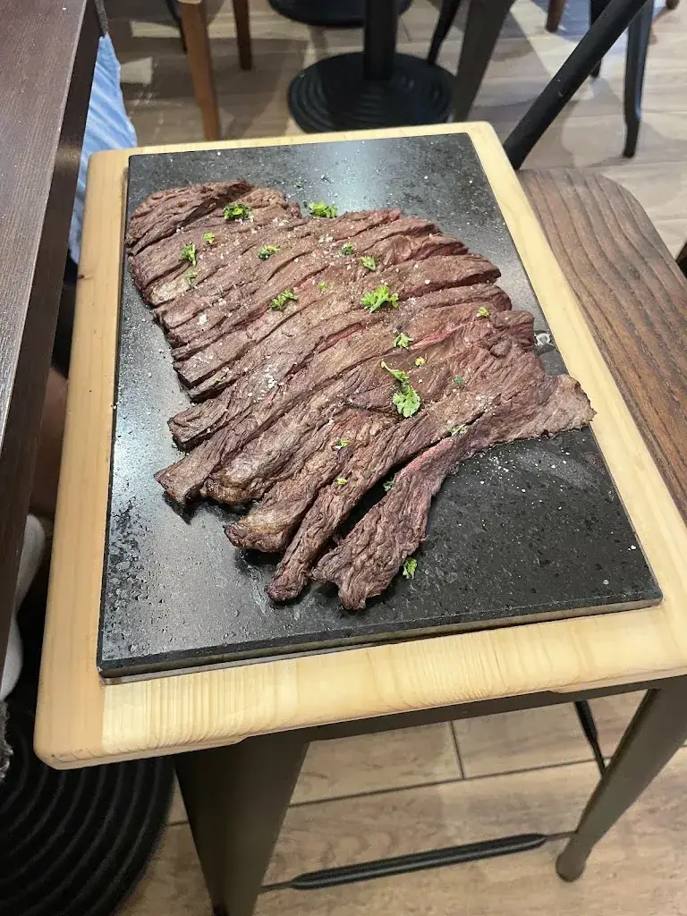 Tiffany Moneit_Le Bar'back Évian_Évian-les-Bains_review