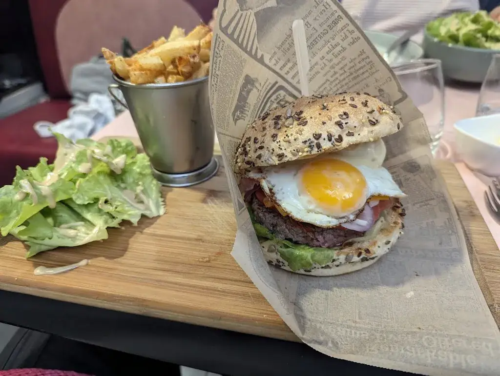 Restaurant le Diner's_Granville_slider_image_3