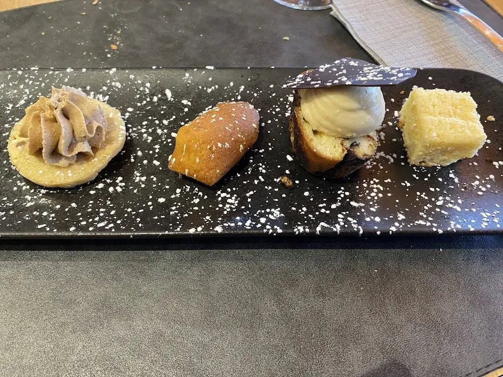 Le Bistro'nomik_Granville_slider_image_3