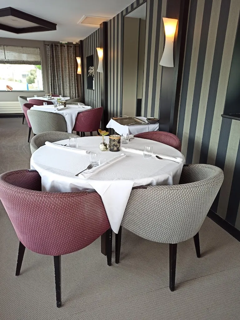 La Passerelle restaurant in Bricqueville-sur-Mer