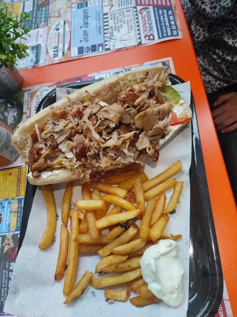 Emmanuelle Leroy_Delice Kebab_Bréhal_review