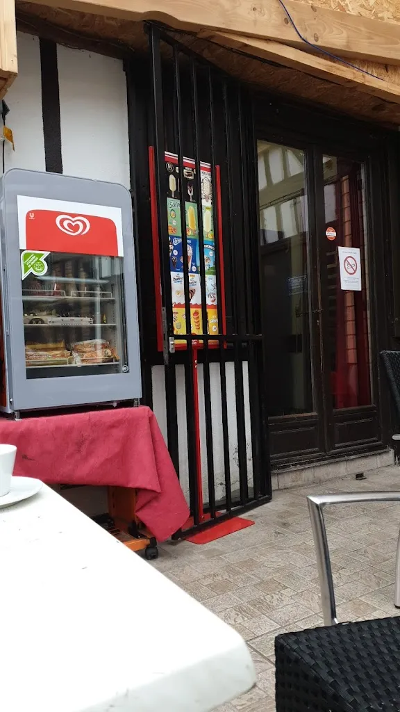 Ionuț Surdu_Le Petit Pont_Brionne_Bewertung