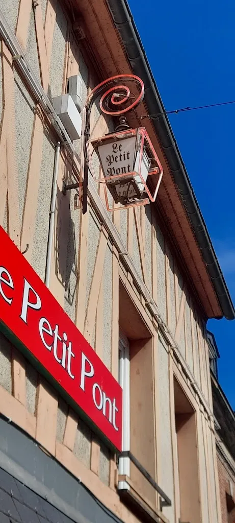 MATTHIEU LIHRMANN_Le Petit Pont_Brionne_Bewertung