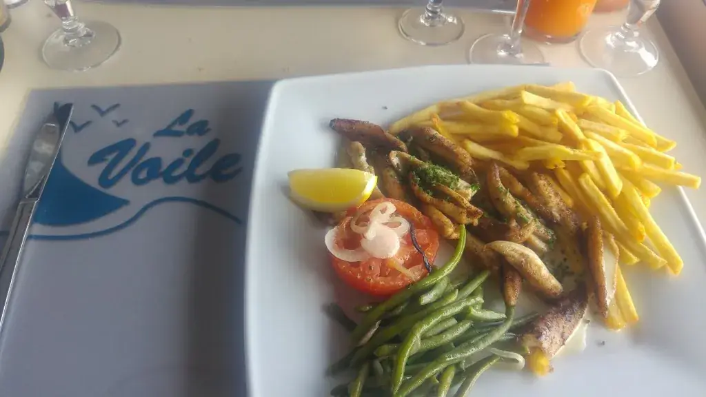 Menu_Restaurant la voile evian_Évian-les-Bains_image_9