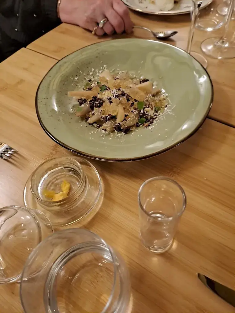 Arnaud Valin_L'Auberge de la Vallée - Restaurant - Table Gastronomique par Allan VASSOR & Ludivine DECORDE_Risle_review