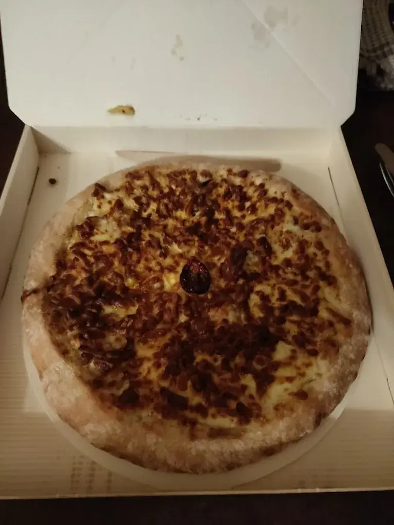 alex god_La Bonne Pâte Brionne_Brionne_recensione