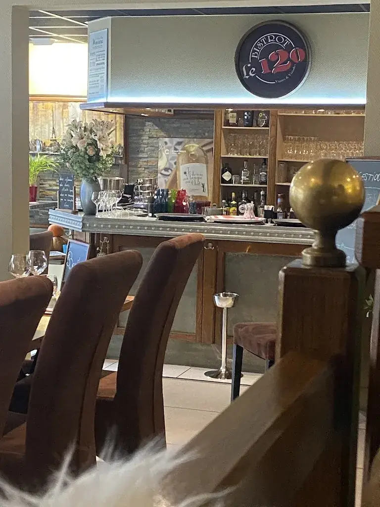 Dalal Bouresly_Bistrot le 120_Évian-les-Bains_review