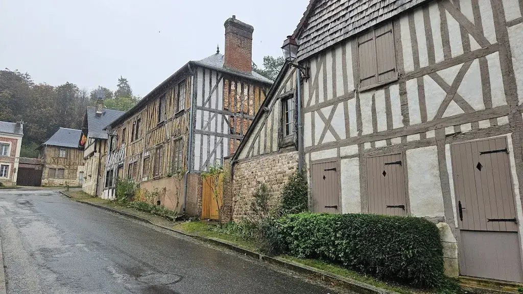 Mimi Picard_l'Archange_Bec-Hellouin_review