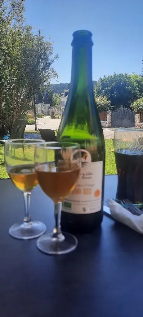 Edel Dolphin_l'Archange_Bec-Hellouin_review