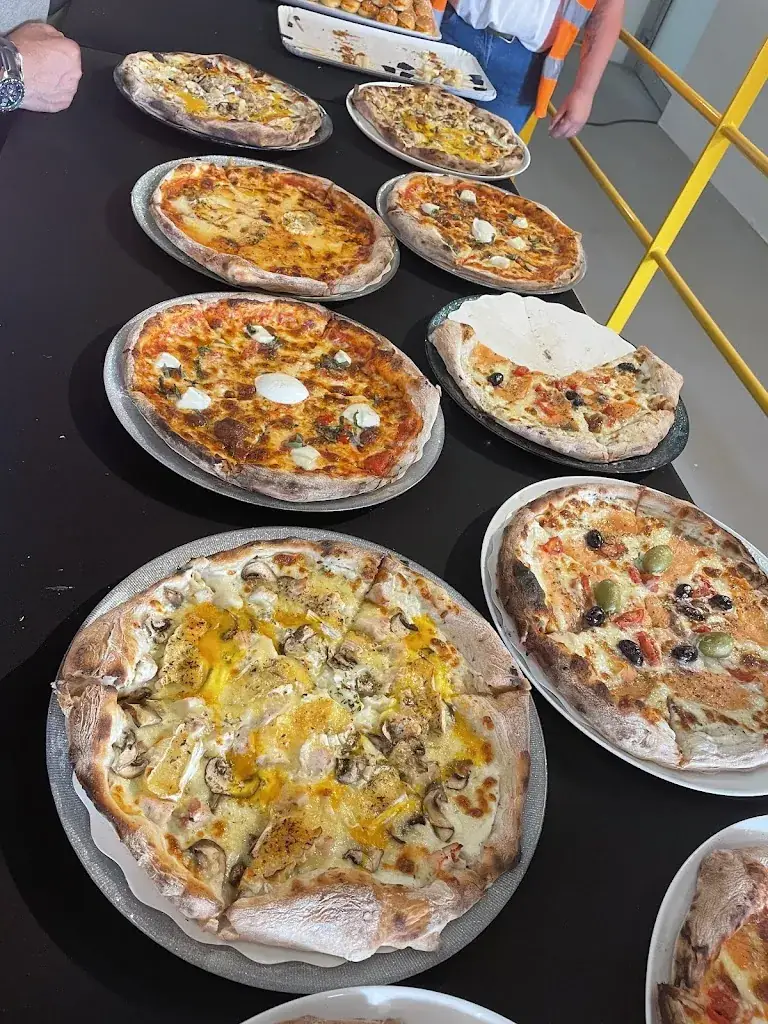 Pizza du Terroir_Brionne_slider_image_2