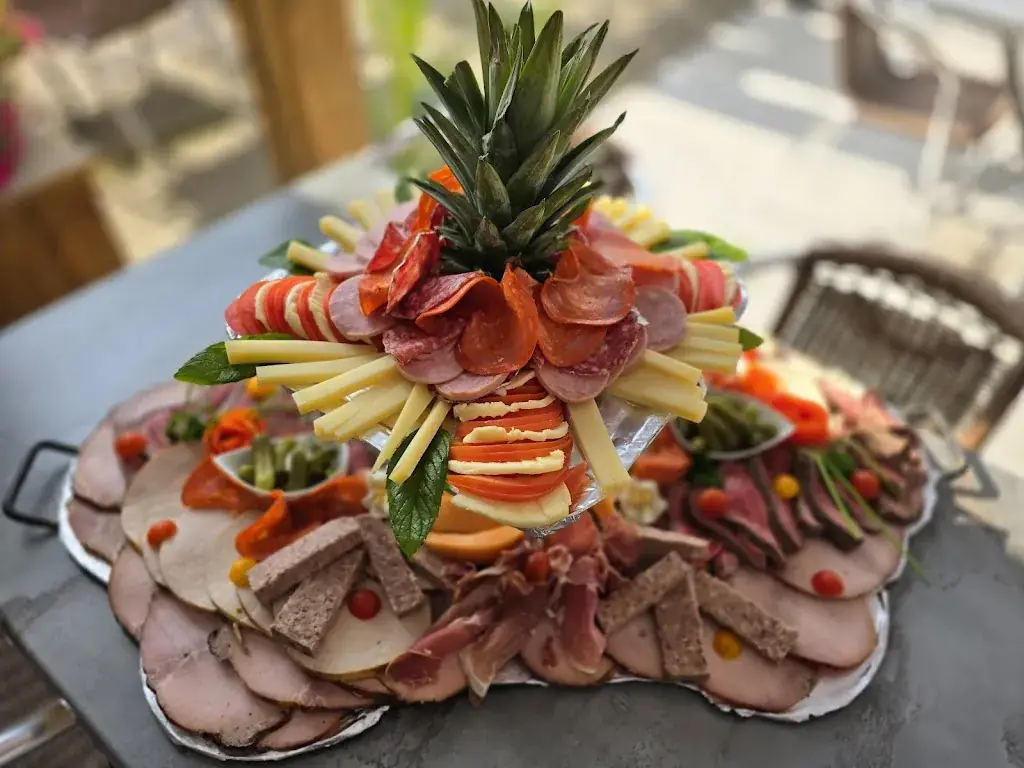 Restaurant Paris-Caen-Cherbourg_Risle_slider_image_2