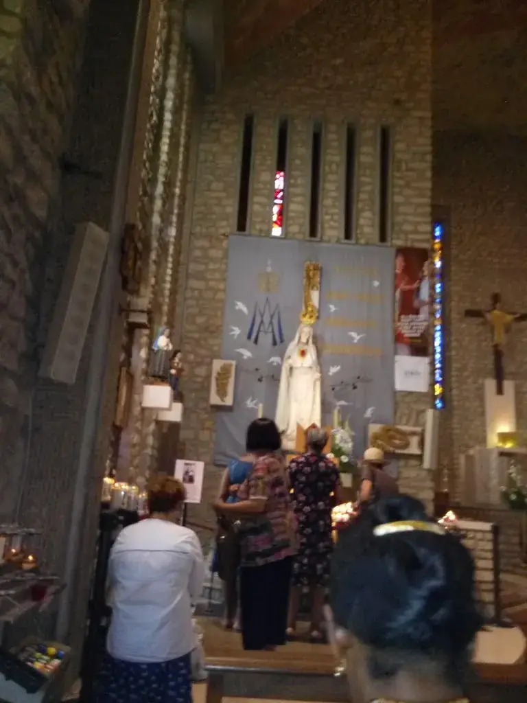 Rault Claudine restaurant in Bueil