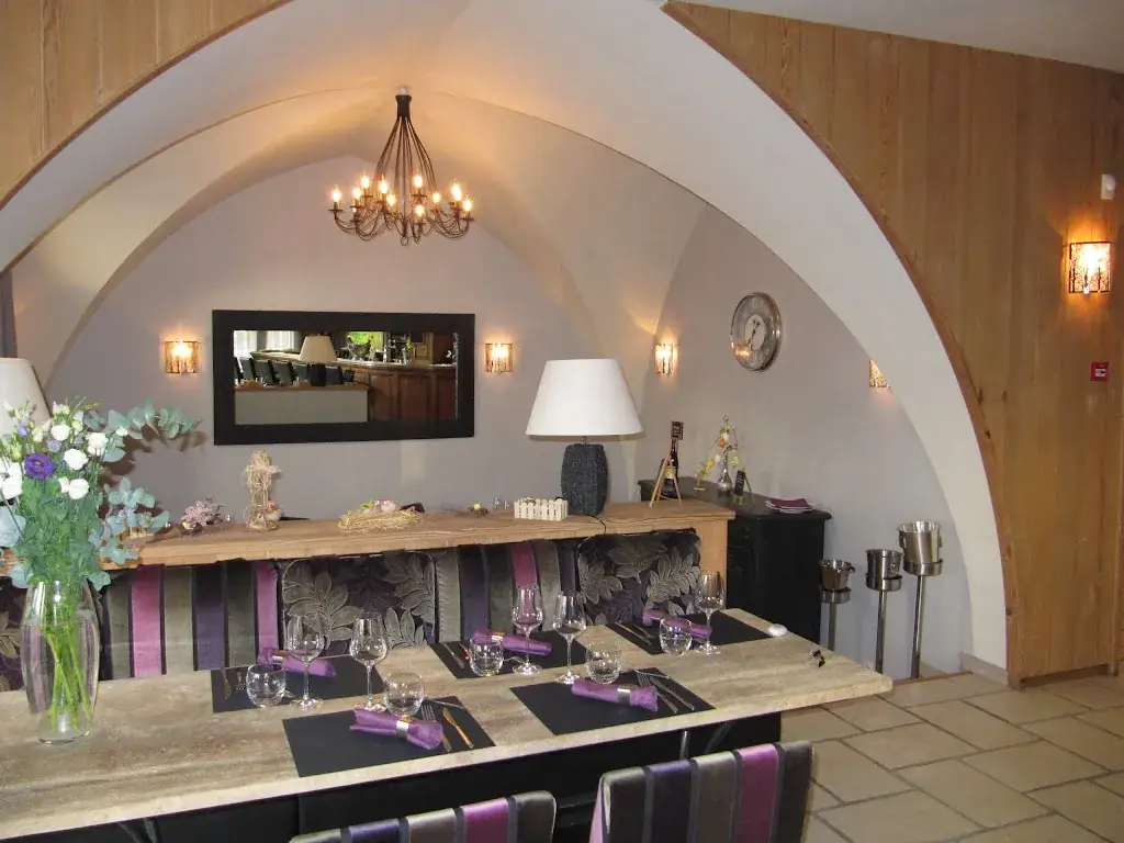 Au Jardin d'Eden restaurant in Évian-les-Bains