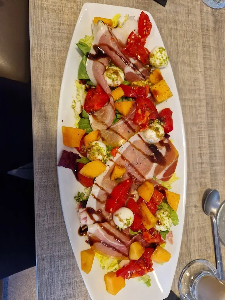 L'Optimist Carte Restaurant_Évian-les-Bains_slider_image_3