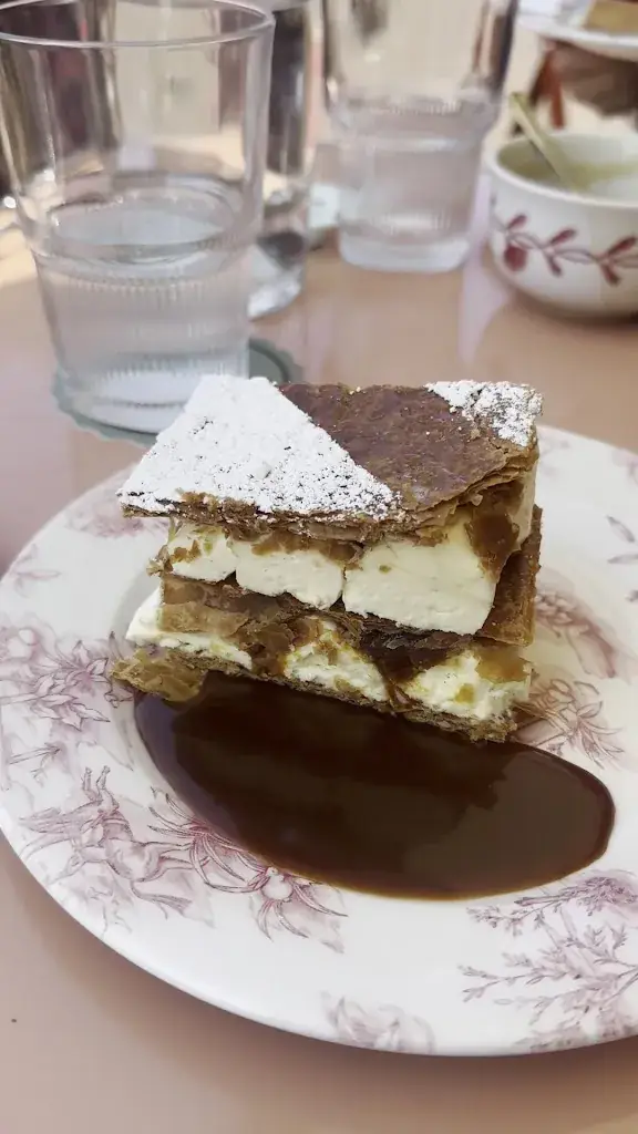 Henriette_Cabourg_slider_image_2