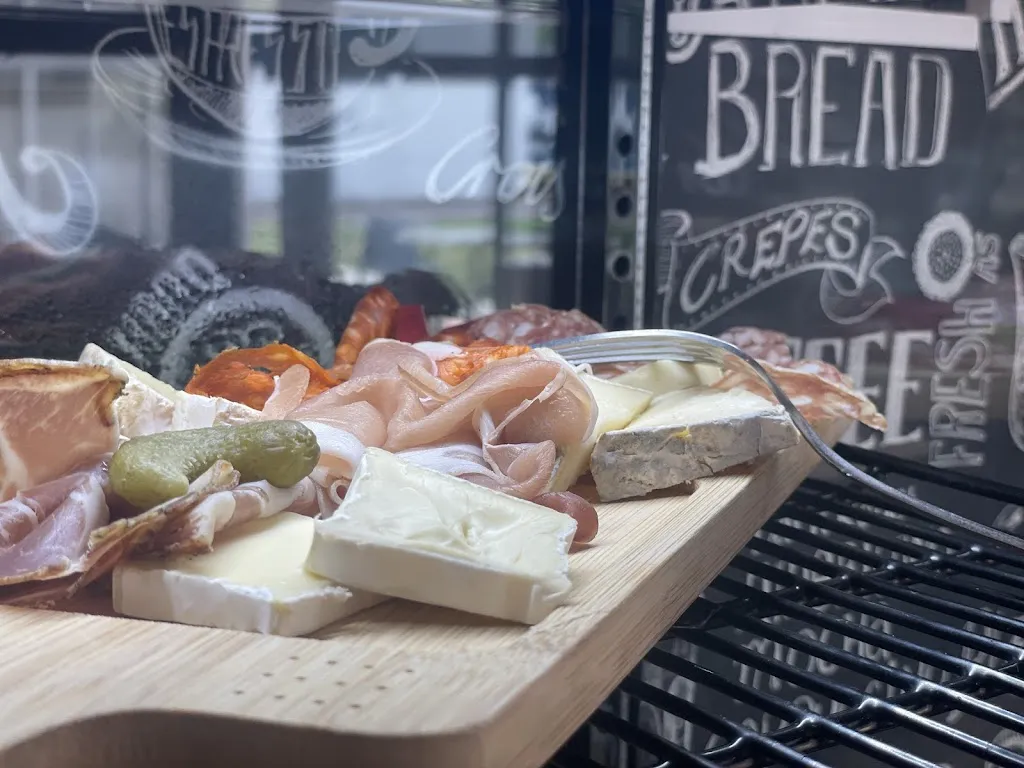 Kristian Bye_L'exutoire - Restaurant Bar Brunch_Cairon_review