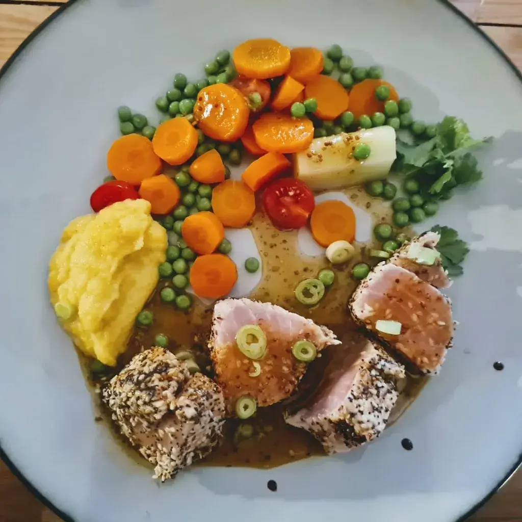 Mooky's_Caen_slider_image_3