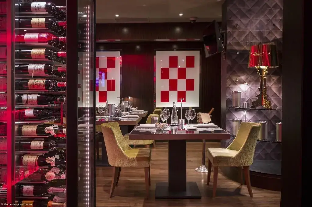 Le Baccara - Casino d'Evian restaurant in Évian-les-Bains