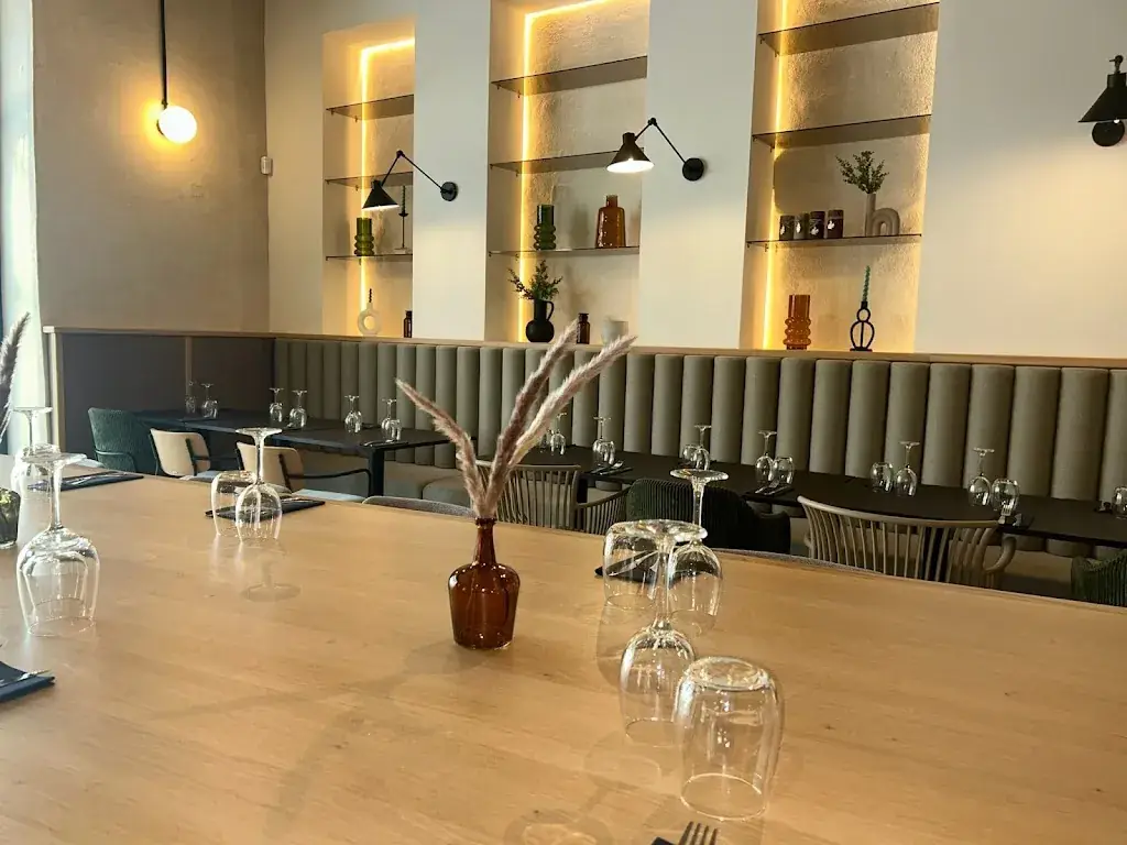 Le Bistrot Caire restaurant in Velaux