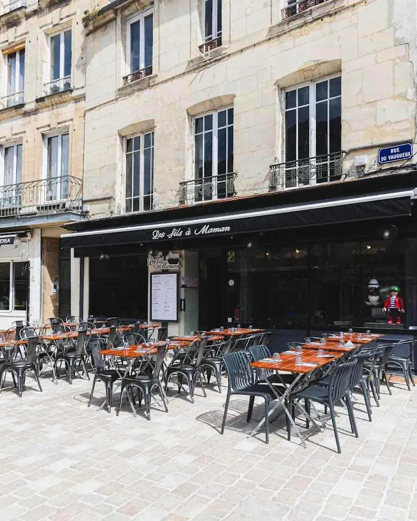 Les Fils à Maman Caen restaurant in Caen