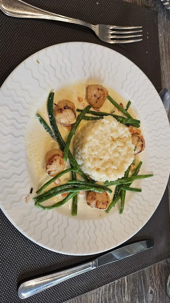 Menu_Le restaurant Le Bourgogne_Évian-les-Bains_image_9