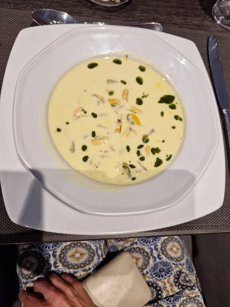 Heinrich Bierman_Le restaurant Le Bourgogne_Évian-les-Bains_review