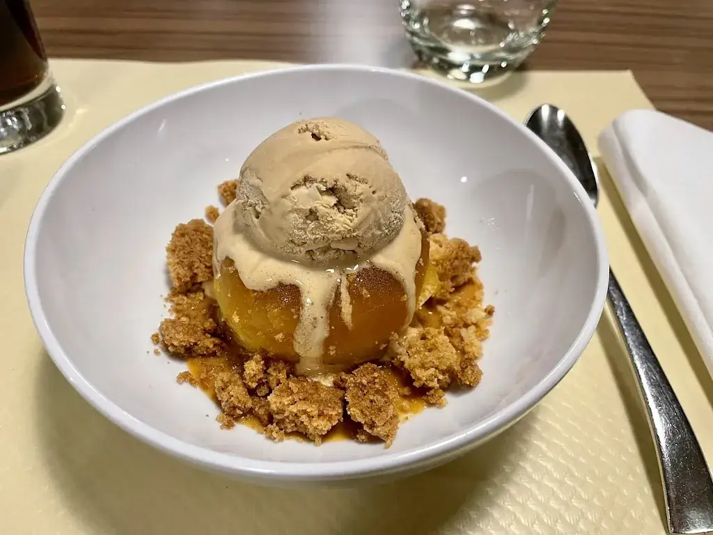 Anna Petrtylová_Le Chef et sa Femme_Caen_review