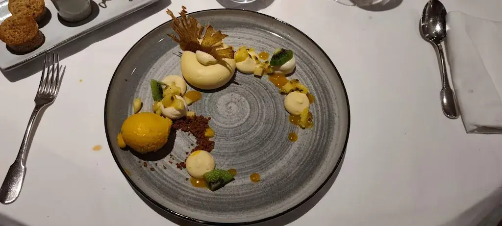 Menu_Le Dauphin And The Spa Du Prieuré_Caen_image_5