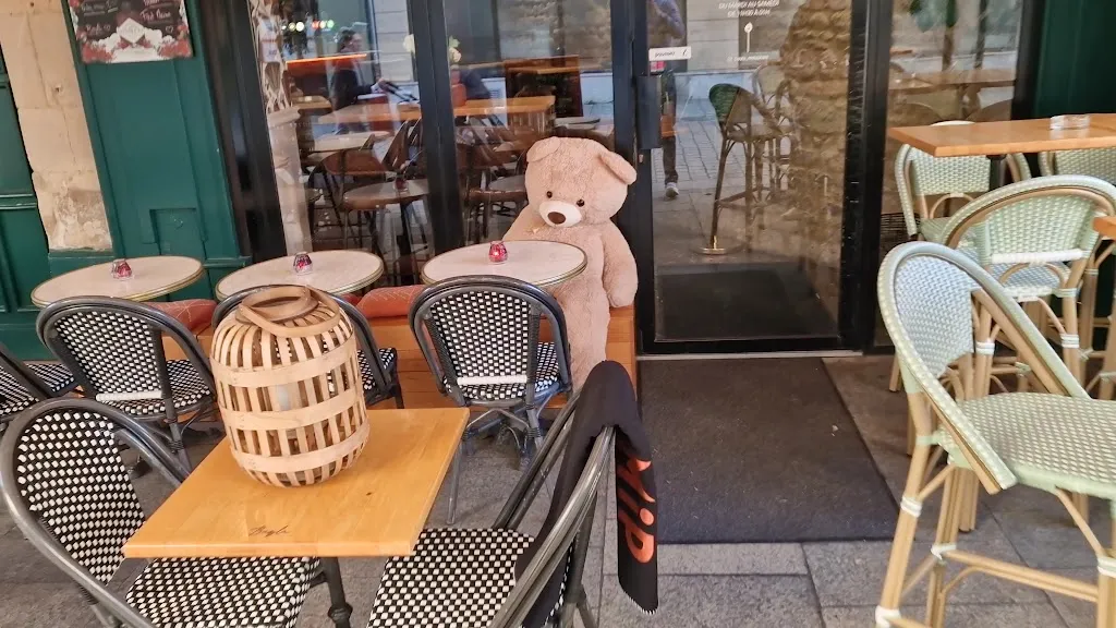 Bayla_Caen_slider_image_2