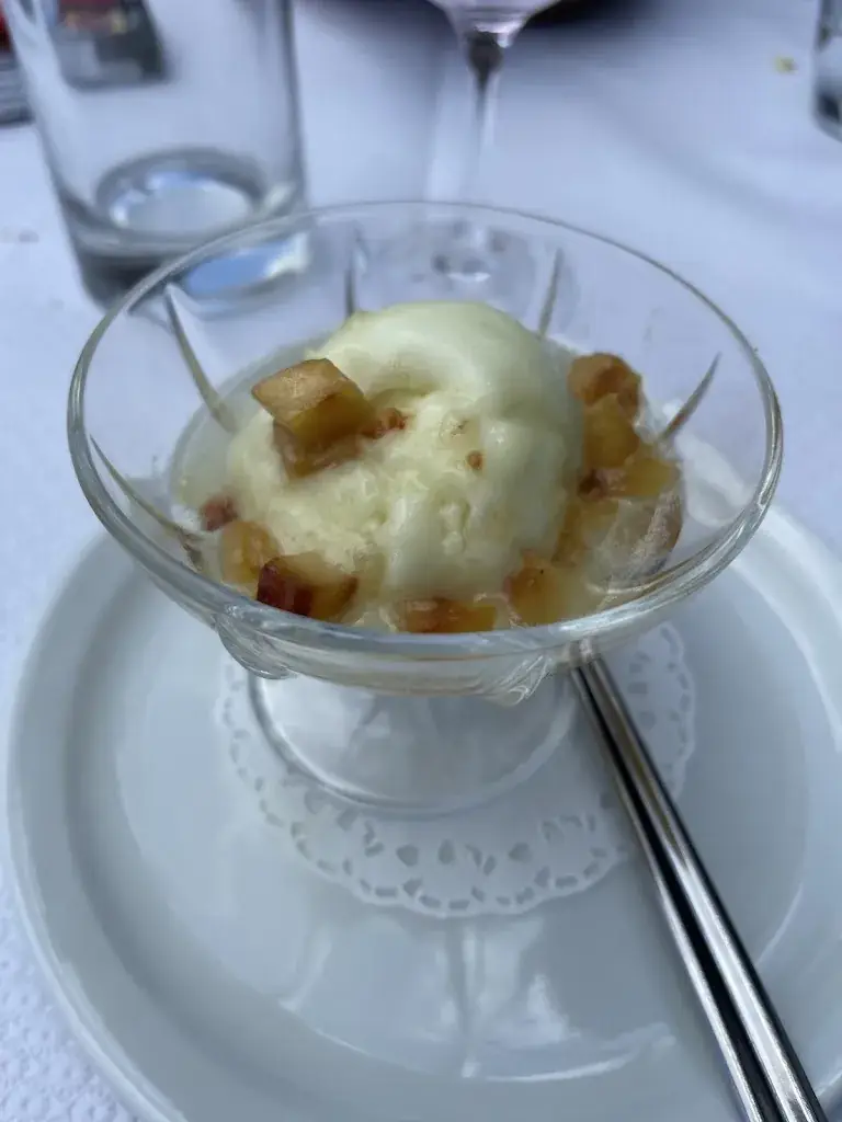 Aly Sacleux_Restaurant Au P'tit Normand_Cambremer_review