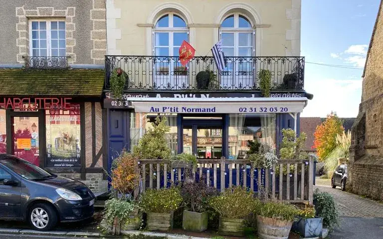 Restaurant Au P'tit Normand_Cambremer_slider_image_1