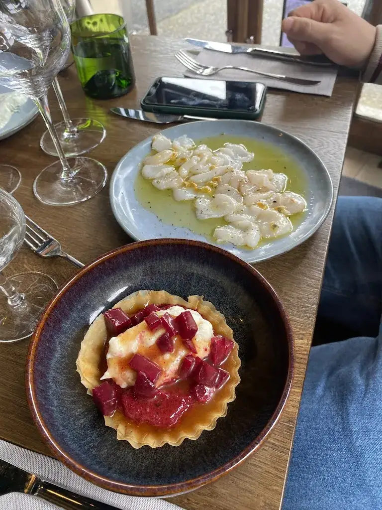 Viviane Magra_CANON - Bistrot Sourdin_Villedieu-les-Poêles-Rouffigny_reseña