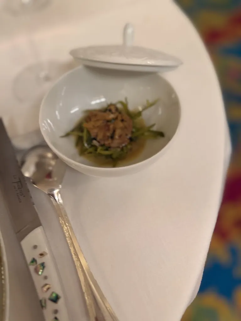 Chona Hodges_Le Chantecler_Nice_review