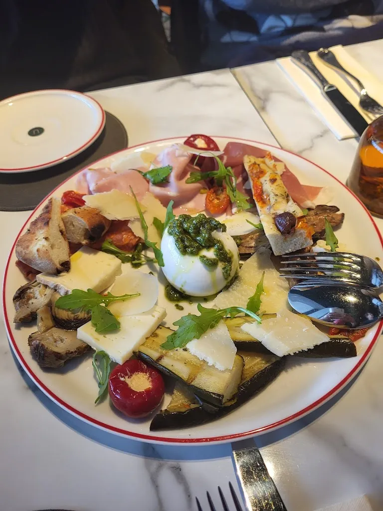 Menu_Umberto - Casino d'Evian_Évian-les-Bains_image_8