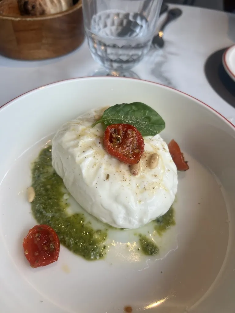 K C_Umberto - Casino d'Evian_Évian-les-Bains_review