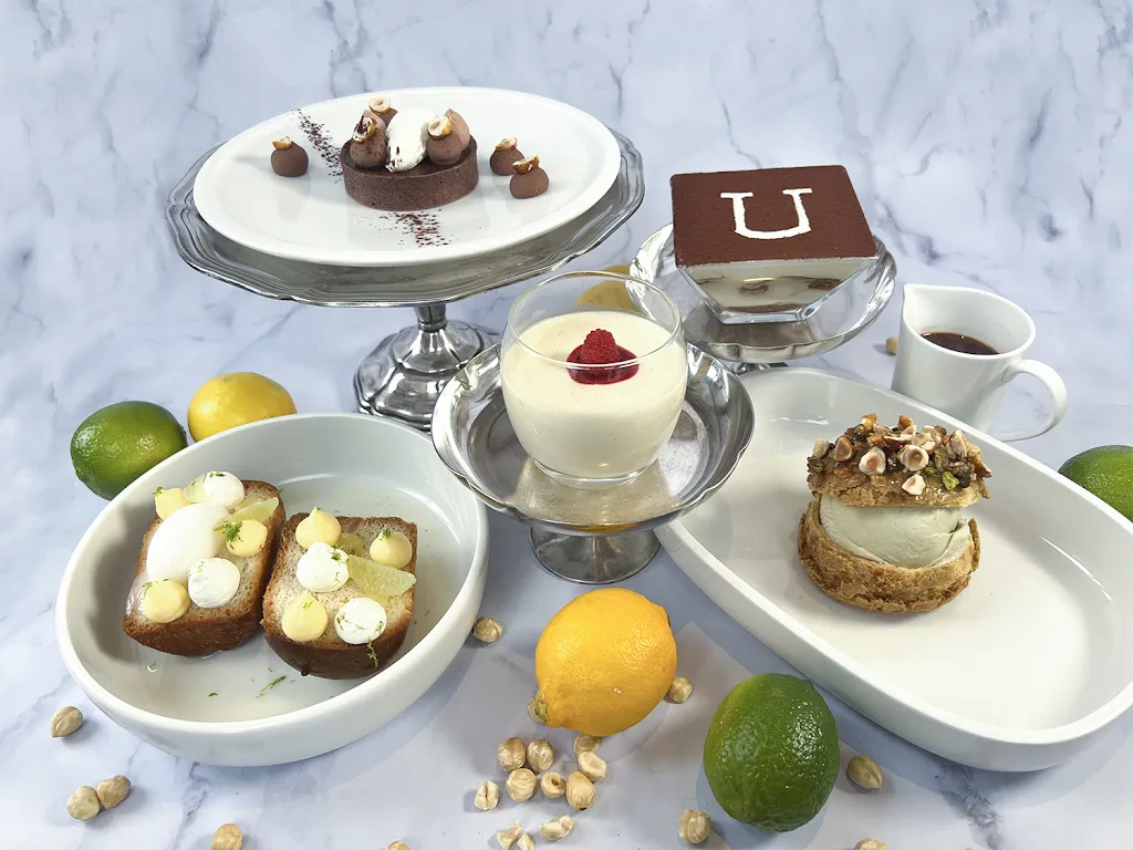 Umberto - Casino d'Evian_Évian-les-Bains_slider_image_2