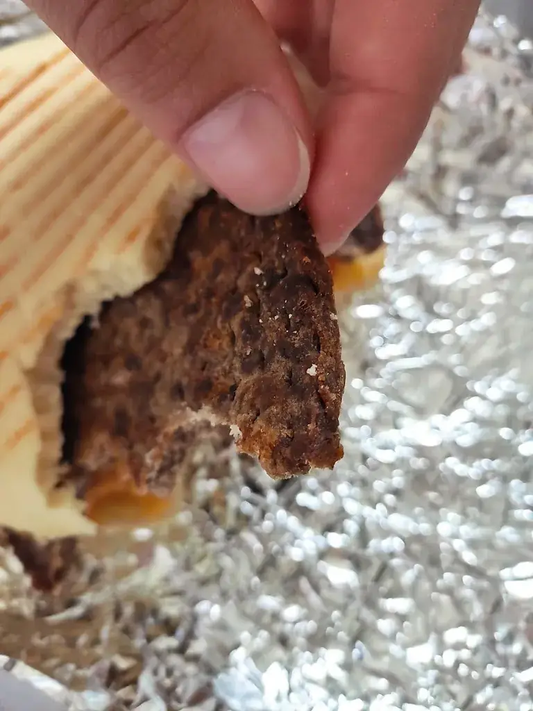 Anthony R_Le P'tit Roméa_Soliers_review