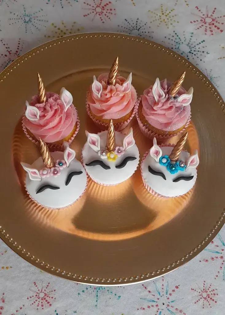 LA CUPCAKERIE restaurant in Frénouville