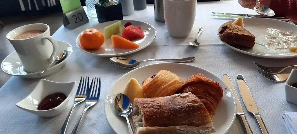 La Véranda - Hôtel Royal_Évian-les-Bains_slider_image_3